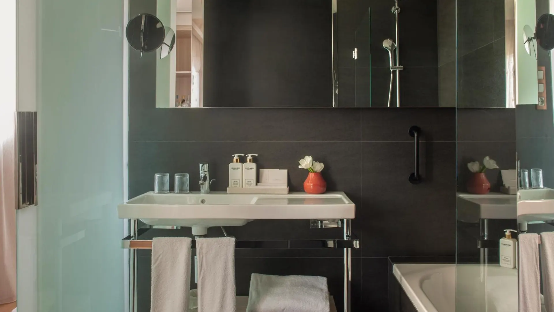 Grand Hotel Central, Small Luxury Hotels Barcelona 5*,